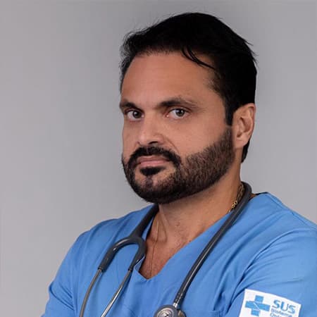 Dr. Leandro Brasil Ferro Costa 