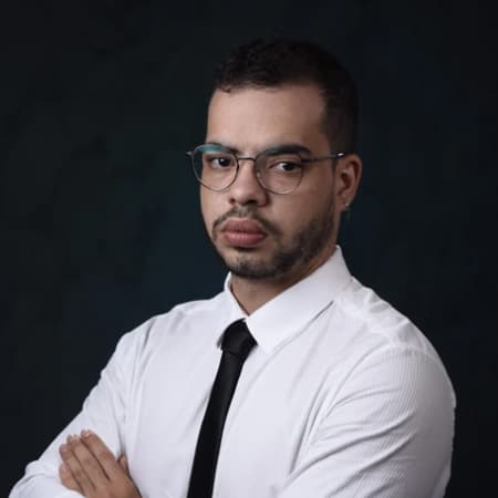 Dr. Victor Farias Coelho